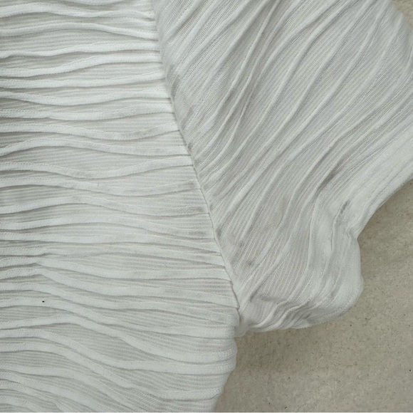 Princess Polly Wave White Textured Crop Top - Picture 4 of 4